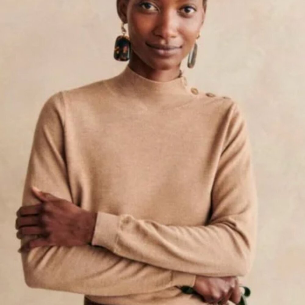Sezane Jacob Jumper Turtleneck Sweater with Button Accents in Camel Sz M